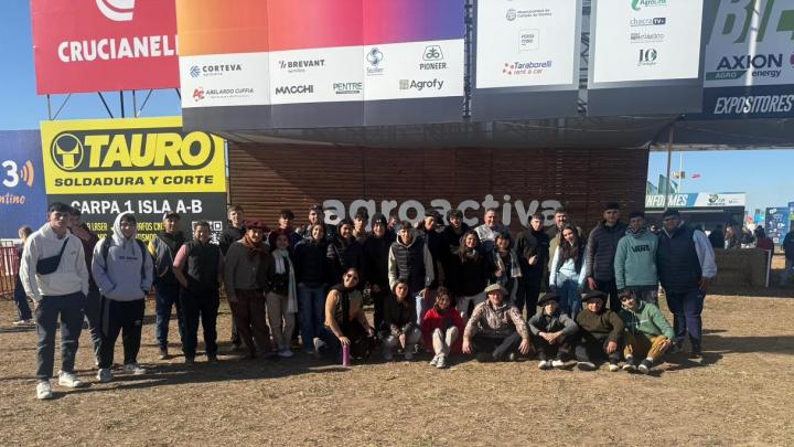 La Escuela Agrotécnica de Mascías asistió a Agroactiva