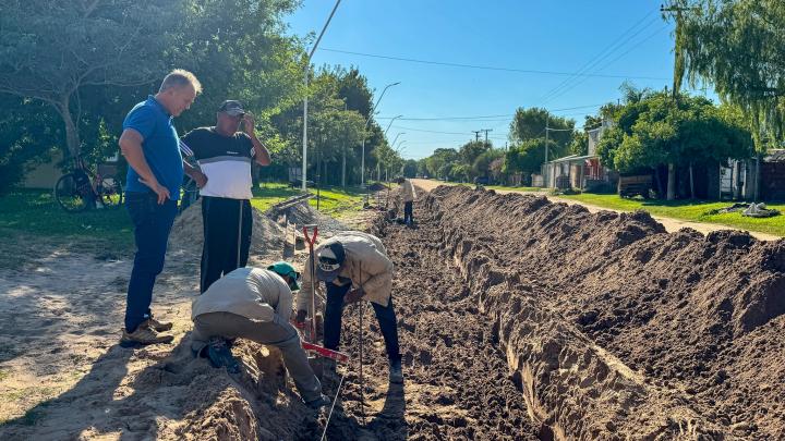 Avanza a paso firme la reestructuración de la Avenida Los Inmigrantes en Cayastá