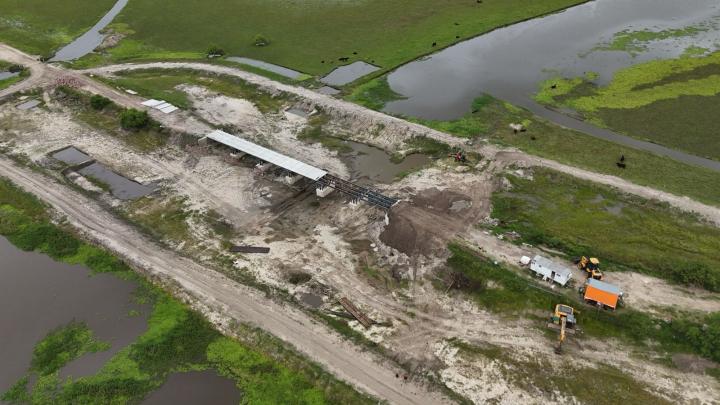 Colonia Teresa: el Gobierno Provincial encara los trabajos finales para la reconstrucción y el refuerzo del puente El Cántaro