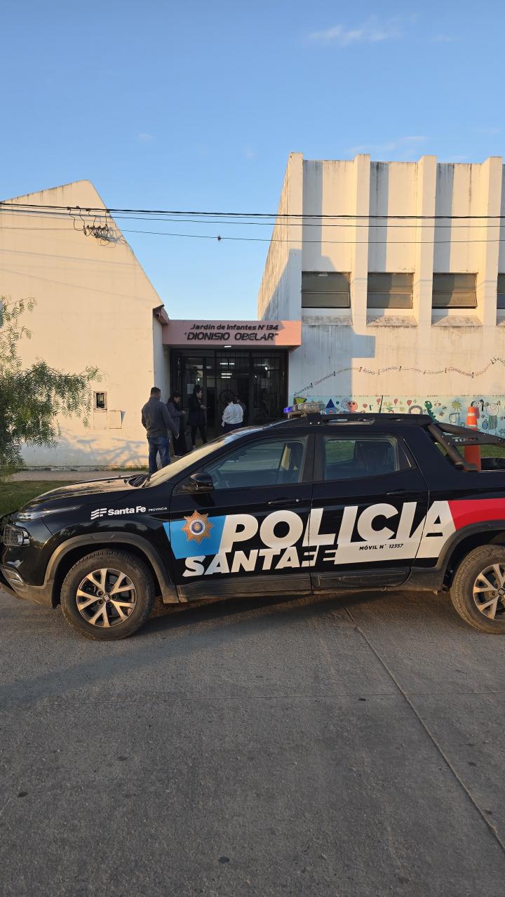 Entraron a destrozar el jardín Dionisio Obelar de San Javier 