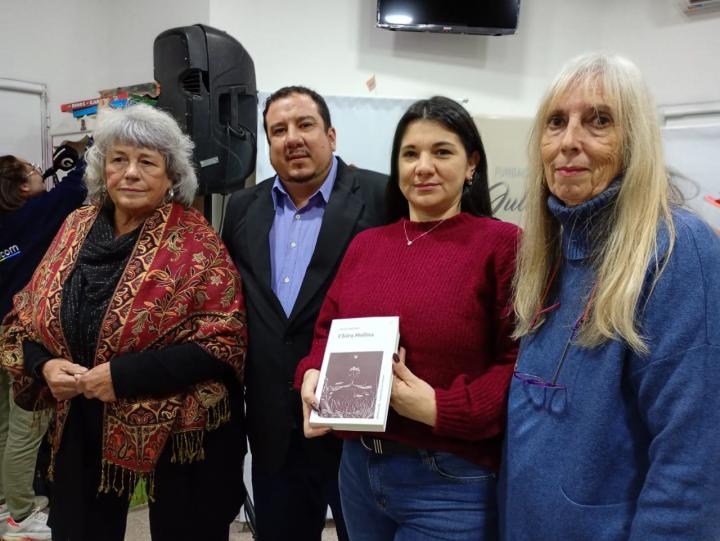 Presentaron la reedición del Chira Molina de Julio Migno en la Biblioteca Popular de San Javier