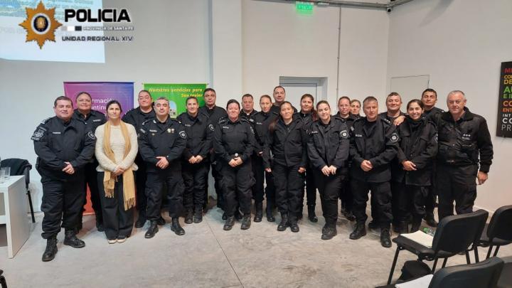 Personal policial participó de una jornada de formación sobre delitos ambientales en San Javier