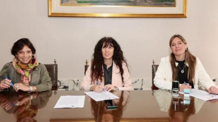Helvecia se sumó al programa MUNIGESTIÓN mediante un convenio con la UNL