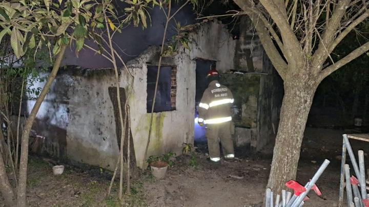 San Javier: se incendió una vivienda familiar sobre Avenida Presidente Perón