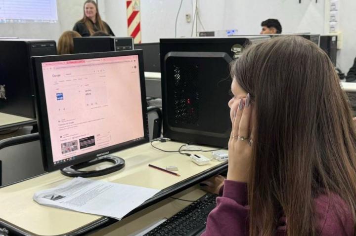 Abrió la inscripción para terminar la secundaria en las escuelas santafesinas