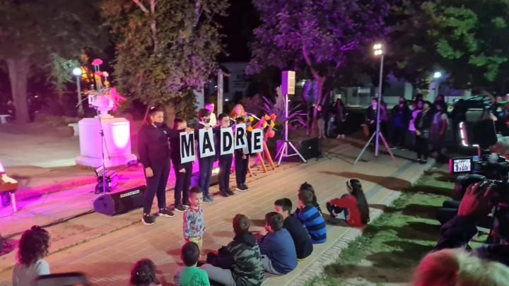 Celebración por el día de la madre en San Javier 