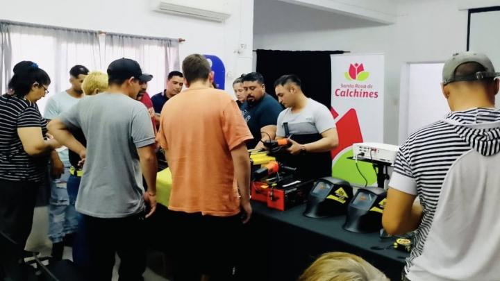 El taller de herrería de Santa Rosa de Calchines sigue consolidándose como espacio de aprendizaje