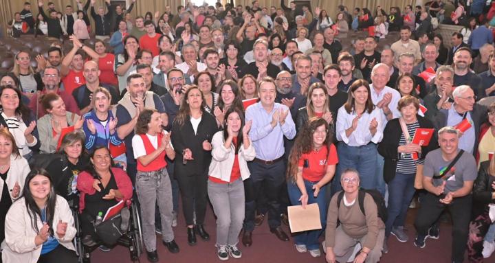 El socialismo mira al futuro e impulsa una agenda enfocada en los que peor lo están pasando