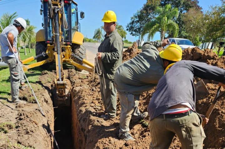 Con el nuevo sistema de desagües cloacales, el gobierno de Maximiliano Pullaro transforma Alejandra