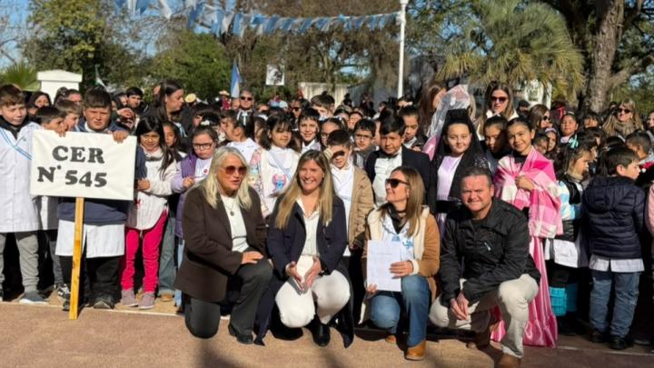 Helvecia: emotivo acto y promesa de lealtad en homenaje a Manuel Belgrano