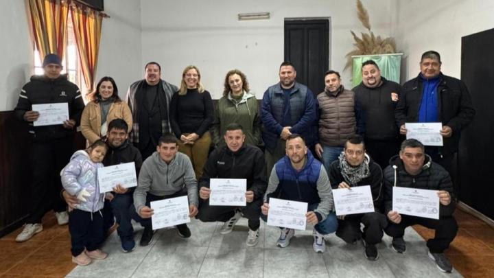 Trece nuevos gasistas domiciliarios finalizaron su formación en San Javier