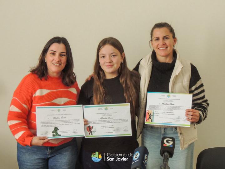 La Municipalidad de San Javier reconoció a Martina Cocca por su destacada trayectoria en el pádel