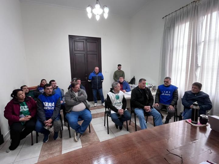 Diálogo, compromiso y trabajo conjunto para superar la situación municipal