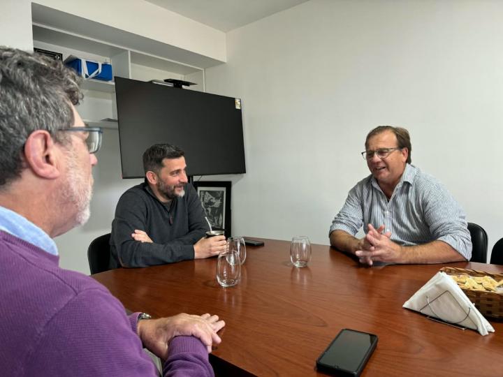 Preocupación por la crisis municipal: el Centro Económico de San Javier se reunió con el diputado Mariano Cuvertino