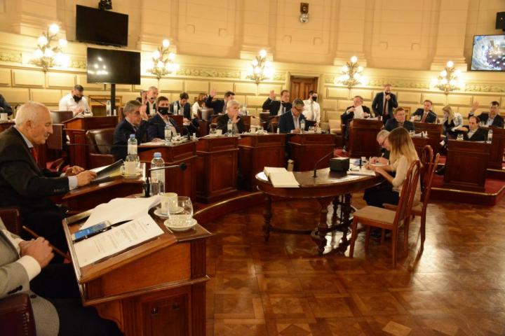El Senador Rodrigo Borla impulsa la declaración de ciudad para Gobernador Crespo