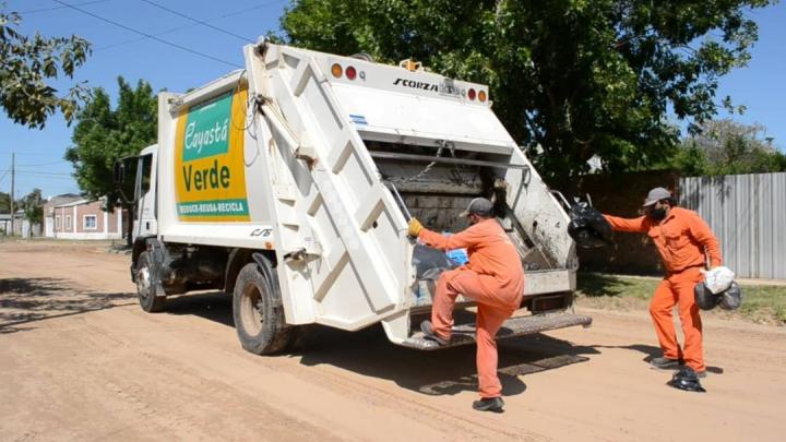 Cayastá comenzó a recolectar materiales reciclables los martes y jueves 