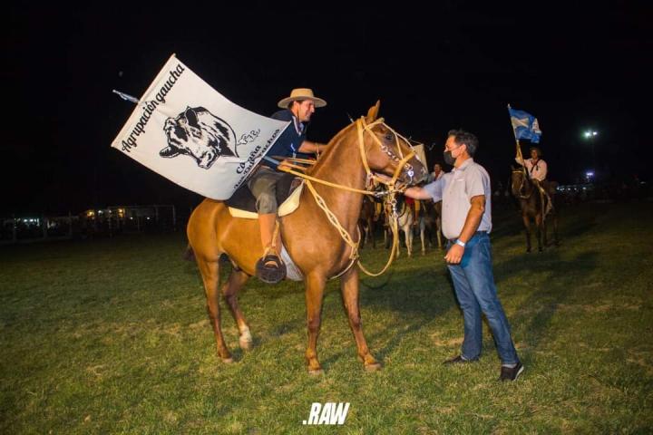 El Presidente Comunal de La Brava acompañó la Gran Jineteada Nocturna de San Javier