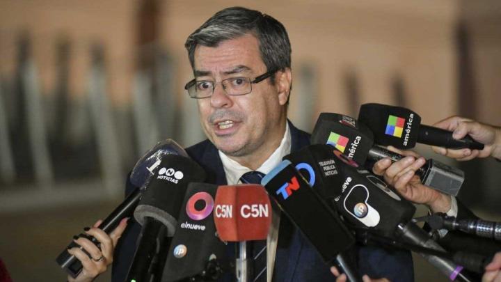 El rossista Germán Martínez reemplazará a Máximo Kirchner como presidente del bloque de diputados del  FdT