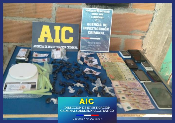 Crespo: Un detenido y secuestro de marihuana, dinero y celulares 