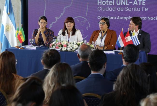 La Presidenta Comunal de Cacique Ariacaiquín, Carolina Gómez, participó del Consejo Constitutivo de Relaciones Internacionales de la ZICOSUR  y de la Comisión de Géneros y Diversidad