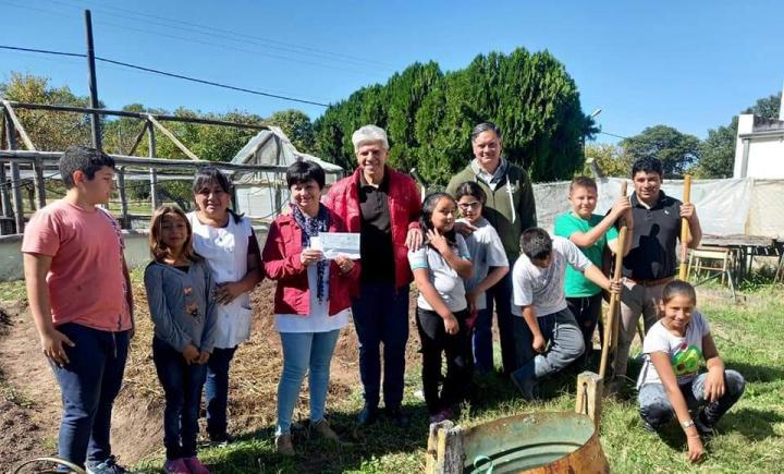 El Senador José Baucero visitó varias instituciones educativas de las localidades departamentales