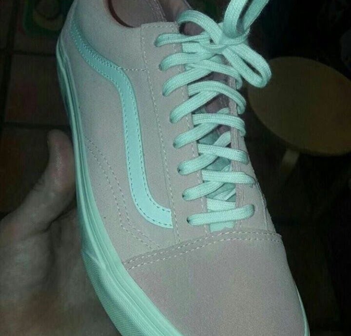 Desafío viral: ¿de qué color ves estas zapatillas?