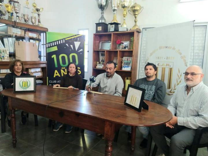 El Partido Socialista de San Javier entregó fondos a pesca y natación de Huracán