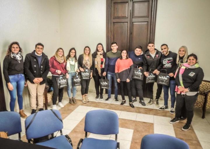 El gobierno de San Javier recibió y felicitó a los deportistas destacados en pádel 