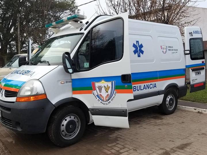 El Senador Borla colaboró con la Comuna de Marcelino Escalada en la compra de una ambulancia
