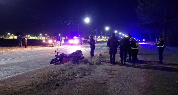 Joven motociclista de La Brava lesionado tras chocar de atrás un patrullero 
