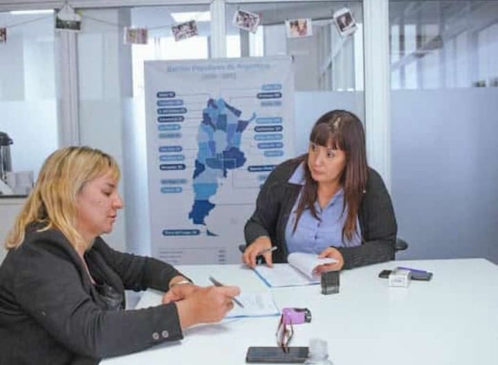 Santa Rosa: Natalia Galeano visitó el Ministerio de Desarrollo Social