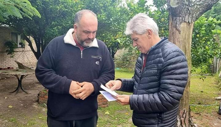 Colonia Teresa: El Senador Baucero entregó fondos al Pastor Samuel