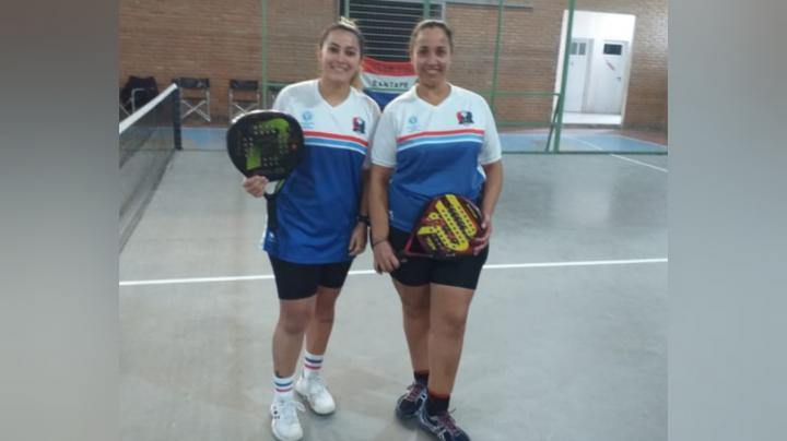 Pádel: Nicol Torres y Eliana Vega de San Javier clasificaron a Mar del Plata