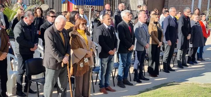 El Senador Baucero participó de la inauguración de la sala multisensorial