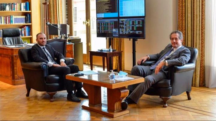 El Fondo Monetario pide que el Gobierno devalúe más rápido para evitar un atraso cambiario