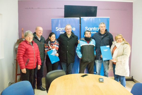 Cayastá: Berli hizo entrega de algunas escrituras del Barrio FoNaVi