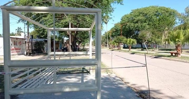 Vuelven a circular los colectivos dentro de la ciudad 