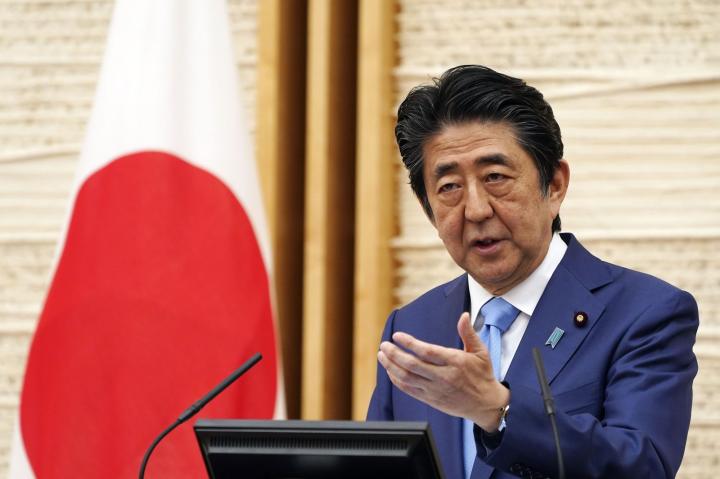 Murió el ex primer ministro japonés tras un atentado en acto electoral en pleno discurso