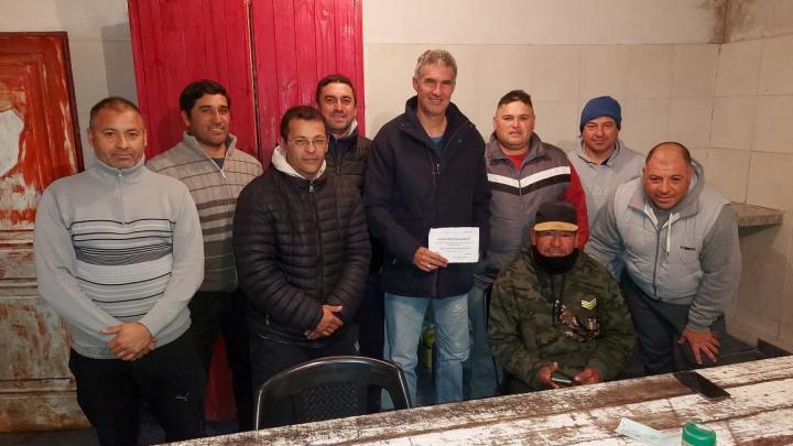 Cayastá: Carlos Kaufmann entregó aportes al club Los Anguyá