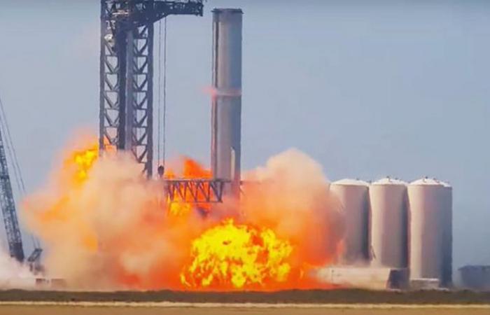 Explotó el cohete de SpaceX con el que Elon Musk planea enviar humanos a Marte