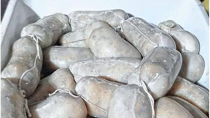 Rosario: Comedores comunitarios entregan chorizos de polenta