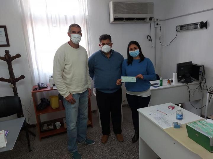 Helvecia: Carlos Kaufmann entregó aportes del Senador Kaufmann al Centro de Salud de Calle Ancha
