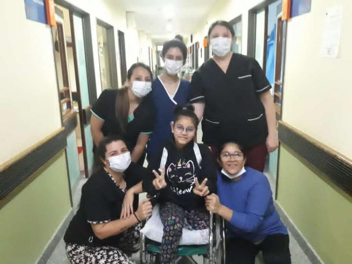 ¡Excelente noticia! Luego de dos operaciones en sus pulmones, Mica está de alta