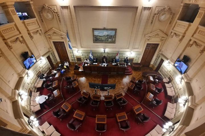 Es Ley el proyecto para la detección del mal de Alzheimer presentado por el Senador Rodrigo Borla