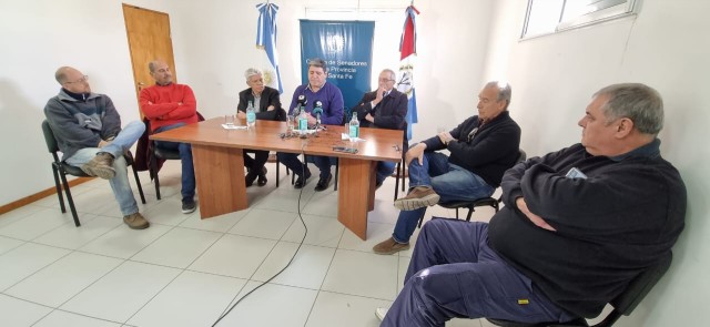 San Javier: El Senador Baucero recibió al Secretario de Empresas y Servicios Públicos
