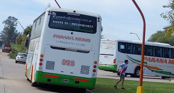 Buzón de reclamos: Hace meses hay un colectivo roto en el ingreso a San Javier 