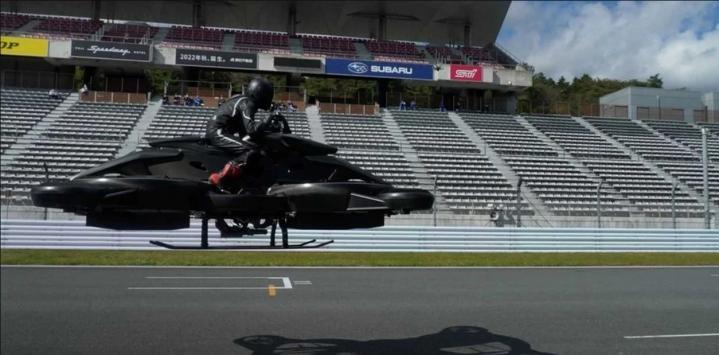 La moto voladora ya es una realidad: presentaron un modelo que se puede comprar