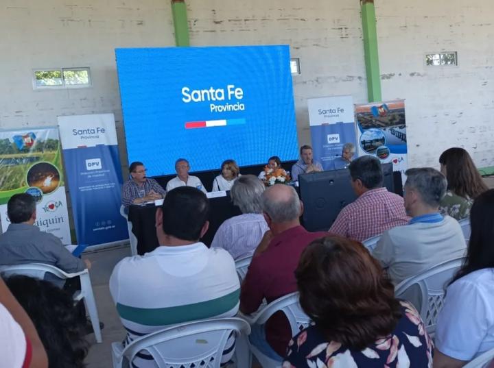 Cacique Ariacaiquín: El Senador Borla visitó la localidad en el marco de la licitación de obras de acceso