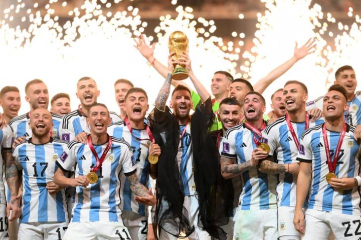 El Gobierno decretará mañana feriado nacional para recibir a la selección argentina