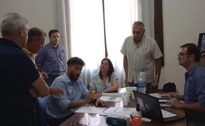 Provincia, Municipalidad de San Javier e instituciones rurales avanzan en la conectividad vial